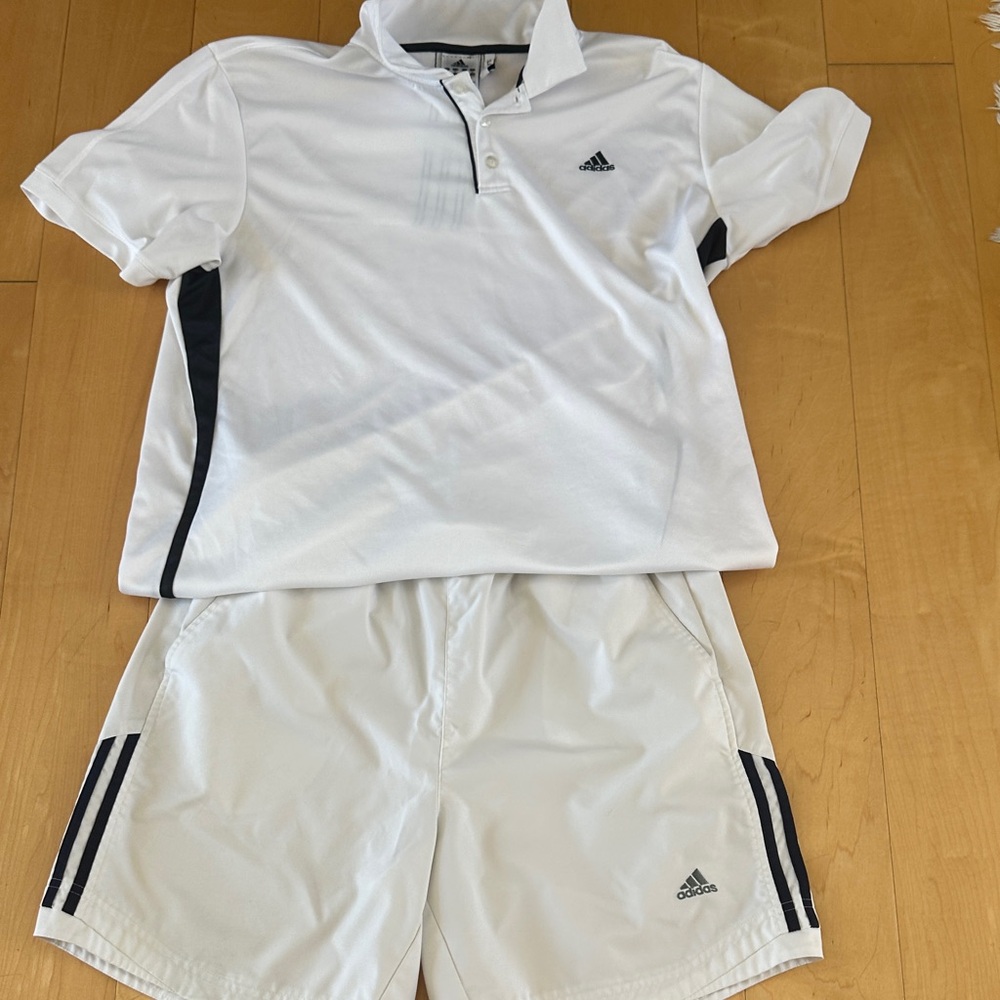 Adidas Men's White and Navy matching tennis outfit - shorts and shirt XL